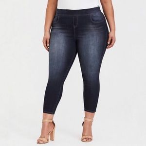 Torrid Crop Lean Jean - Dark Wash pull on skinny jeans size 3X